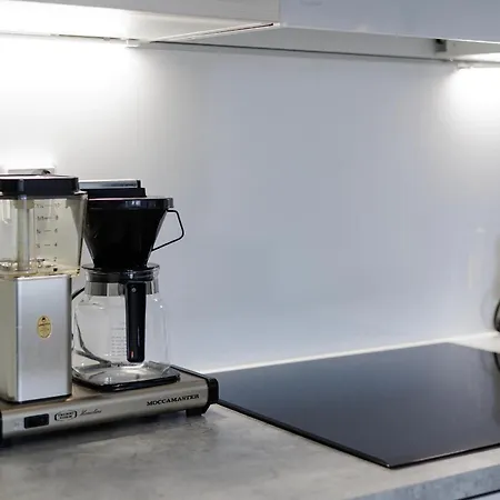 Lägenhet Spacious 2br View With Sauna & Balcony